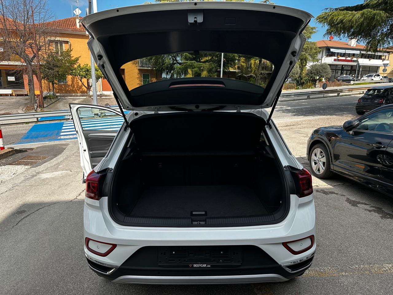 Volkswagen T-Roc 2.0 TDI 150 DSG Style LINE _ VIRTUAL_NAVI_FULL LED_SEDILI MASSAGE