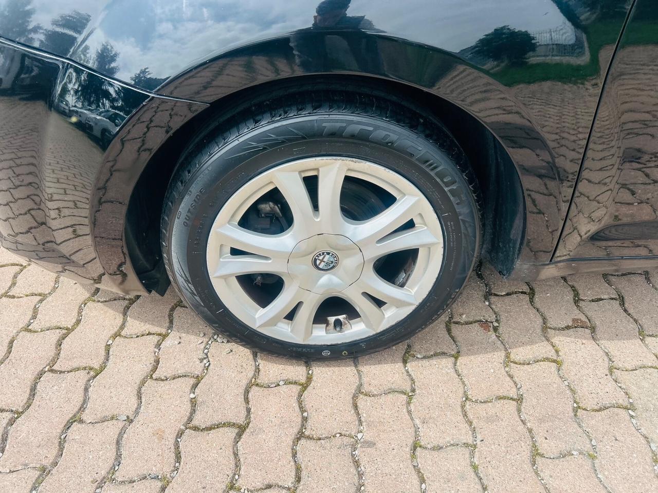 Alfa Romeo MiTo 1.3 JTDm-2 95 CV S&S Distinctive Sport Pack