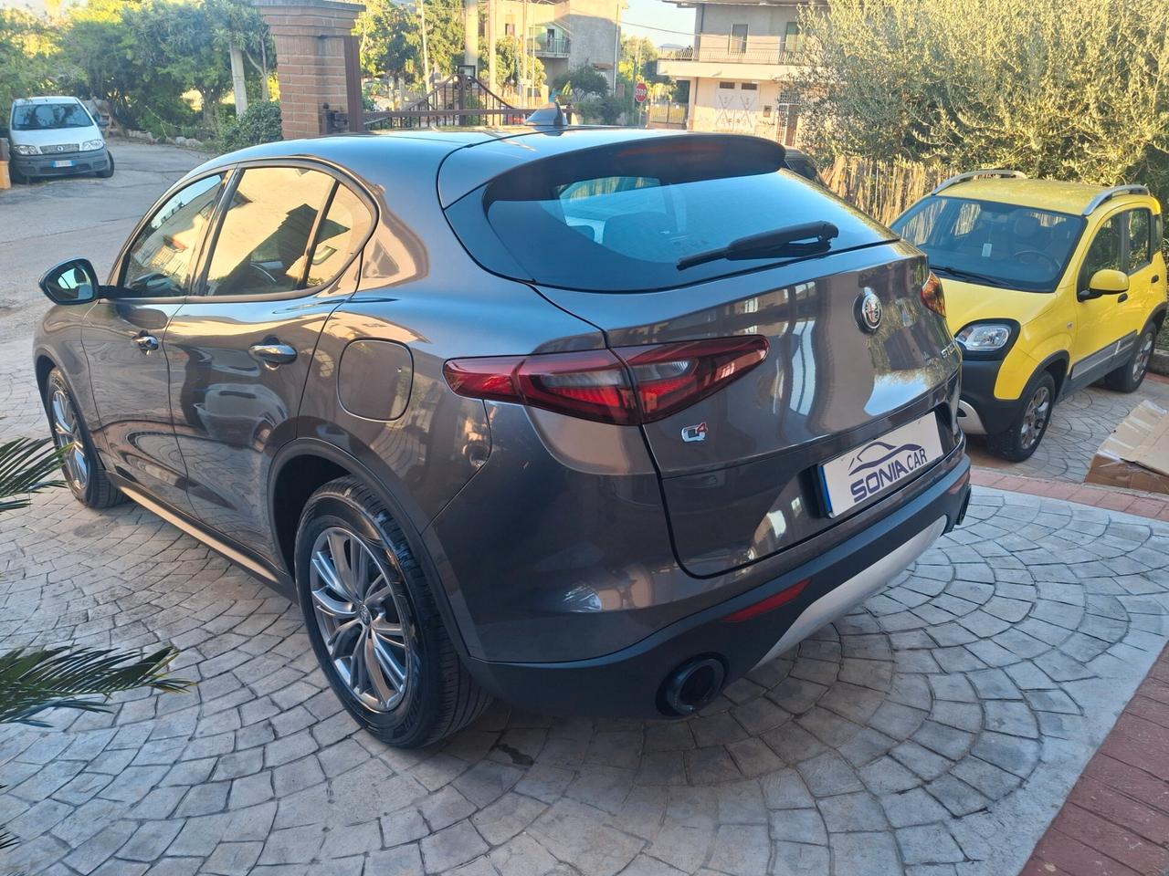 Alfa Romeo Stelvio 2.2 Turbodiesel 190 CV AT8 Q4 Business