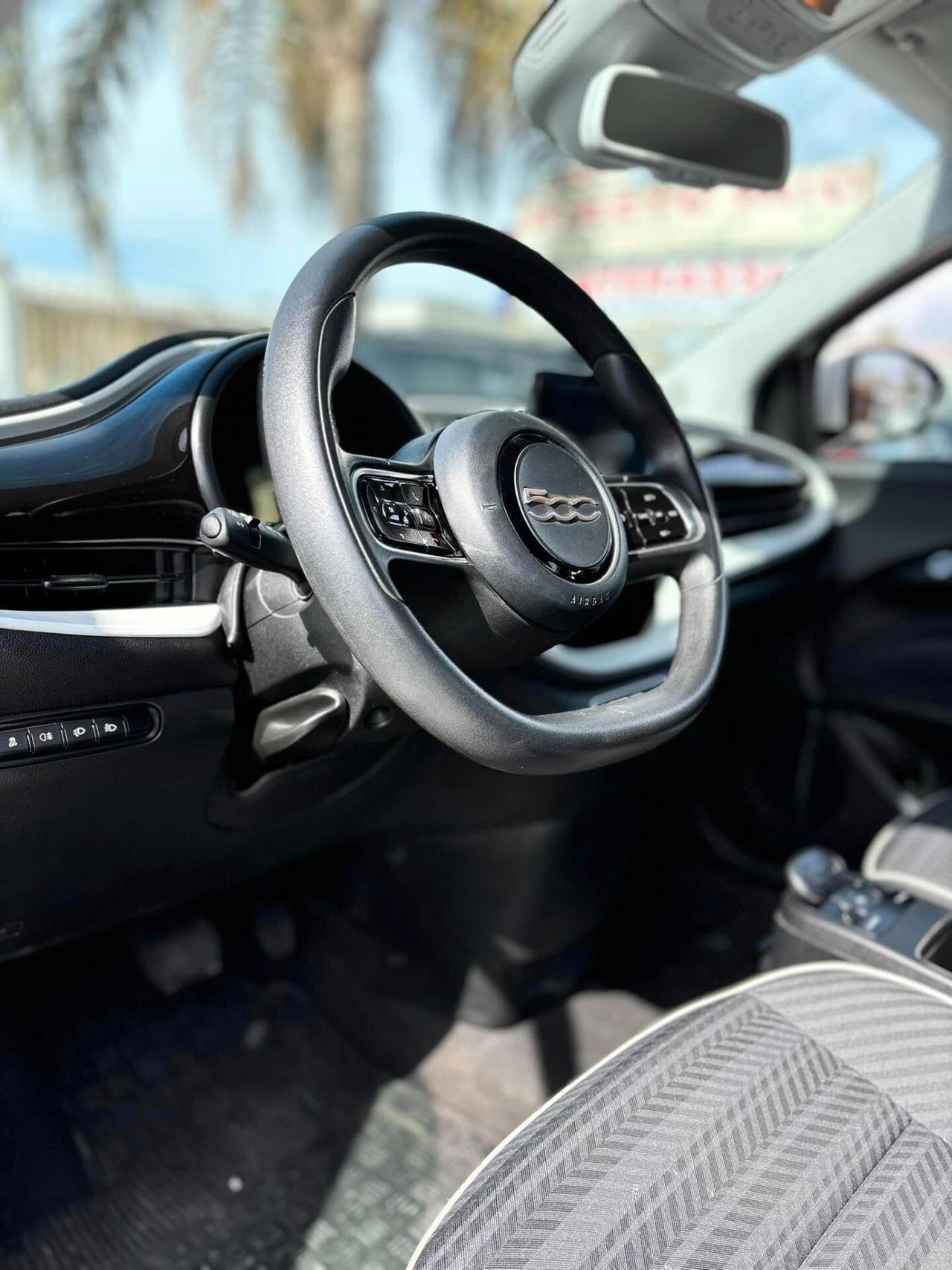 Fiat 500 500e Berlina 42 kWh Icon