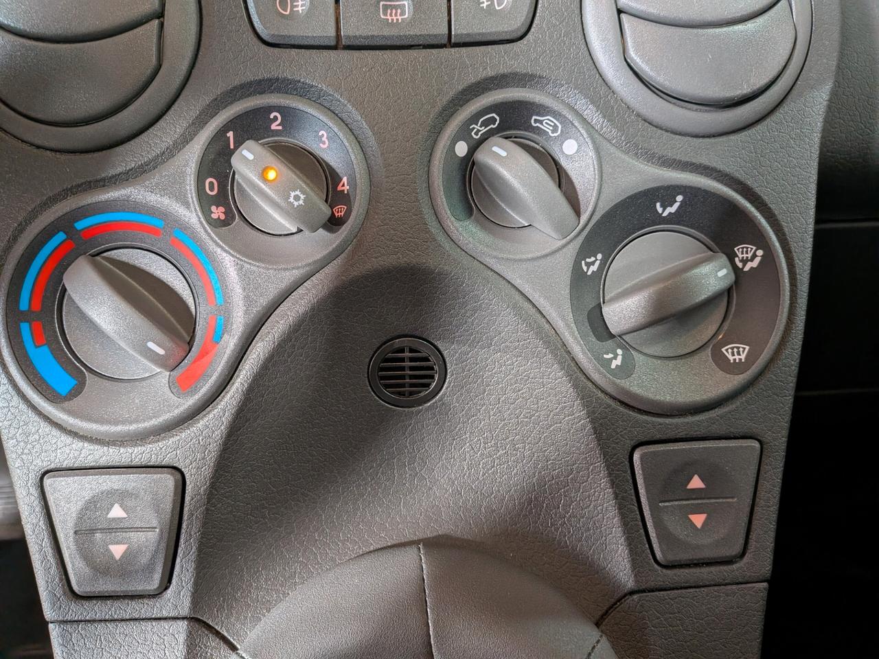 FIAT PANDA 4X4 1.3 MJT GANCIO TRAINO UNICO PROPRIETARIO