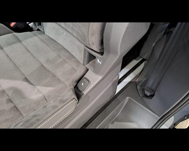 VOLKSWAGEN Multivan T7 2.0 tdi Style 150cv dsg 7p.ti