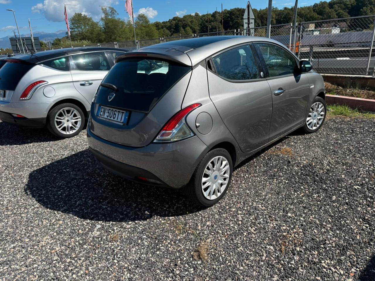 Lancia Ypsilon 1.2 69 CV 5 porte GPL Ecochic Gold
