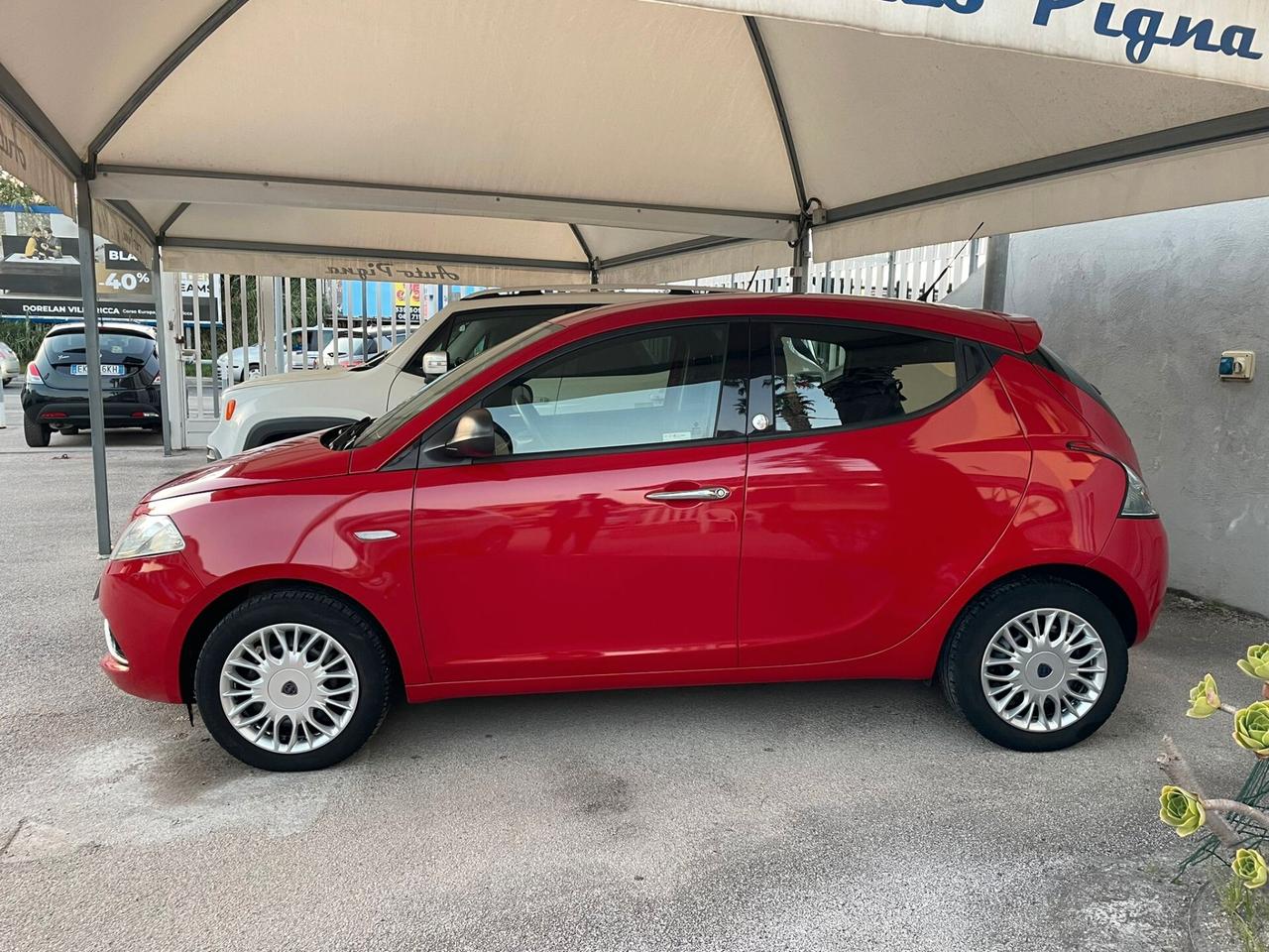 Lancia Ypsilon 1.2 69 CV 5 porte GPL Ecochic Gold