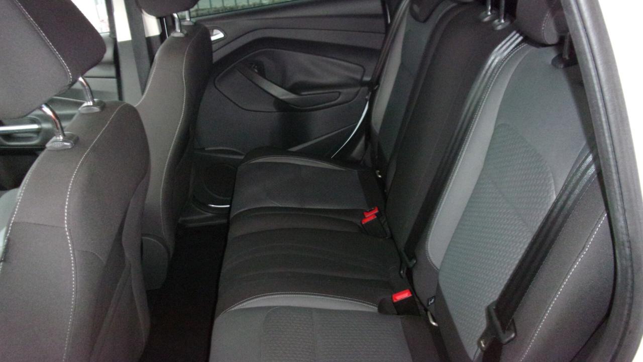 Ford Kuga 1.5 TDCI 120 CV S&S 2WD Titanium