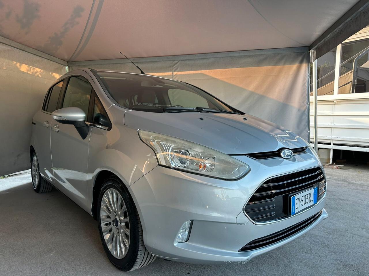 Ford B-Max 1.5 TDCi 75 CV Business Titanium
