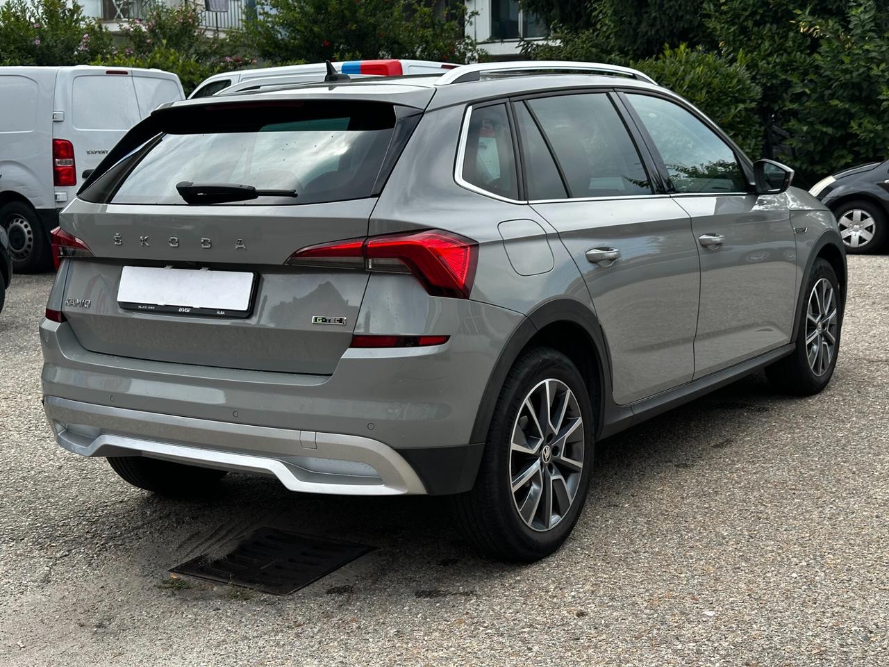 Skoda Kamiq 1.0 G-Tec ScoutLine "NEOPATENTATI"
