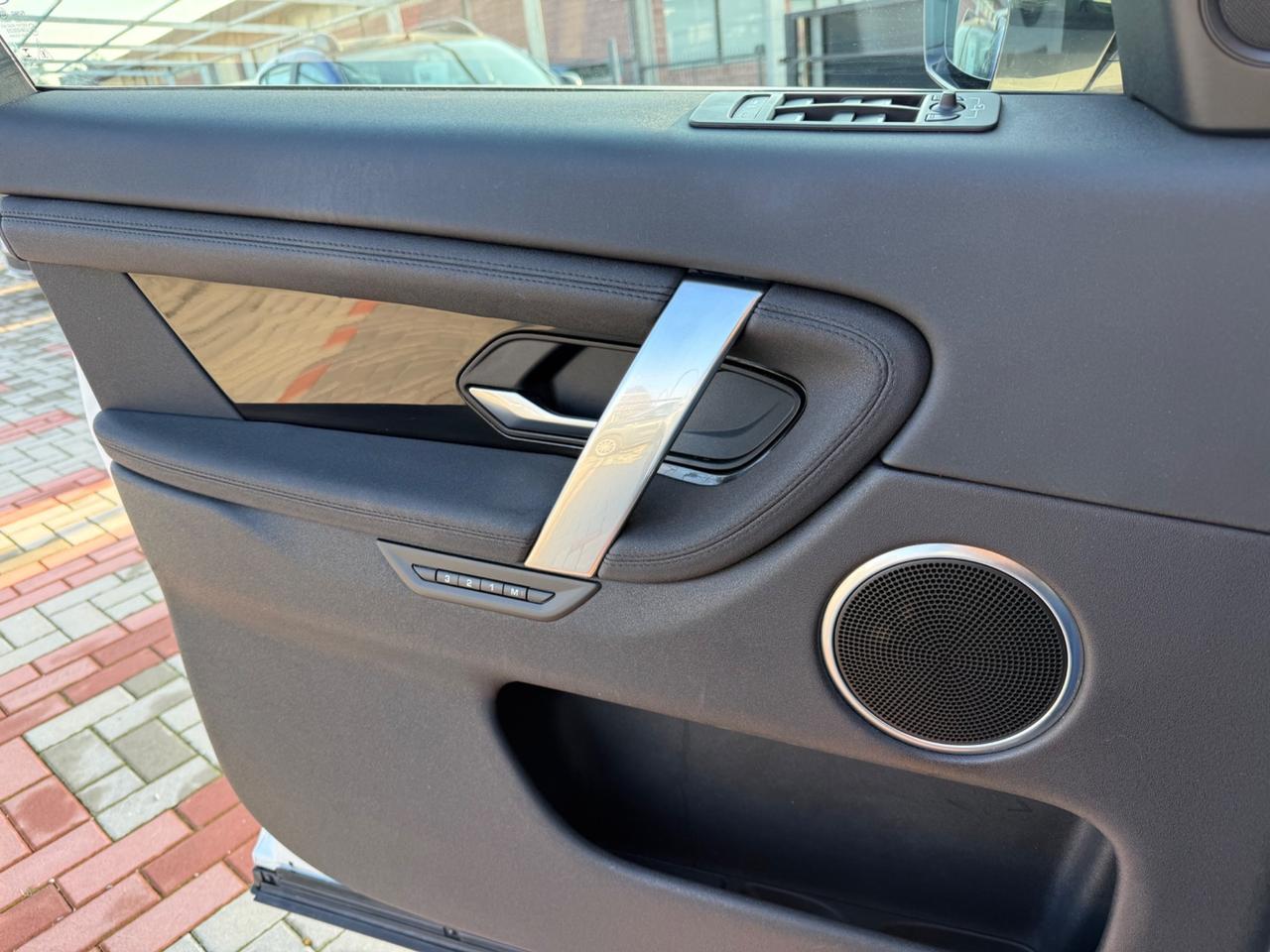 Land Rover Discovery Sport 2.0 TD4 180 CV AWD 7 POSTI