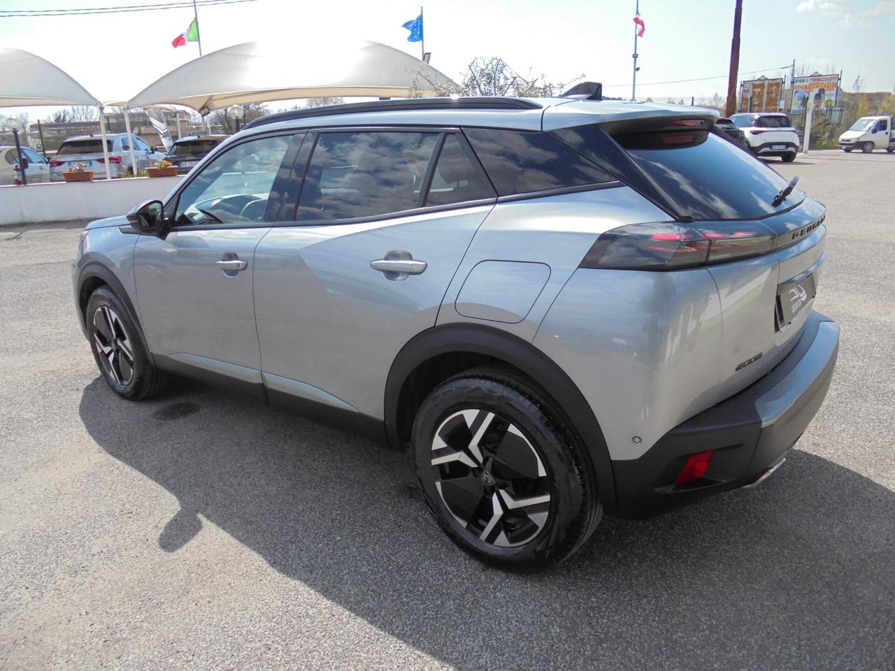 Peugeot 2008 Hybrid 136 e-DCS6 Allure