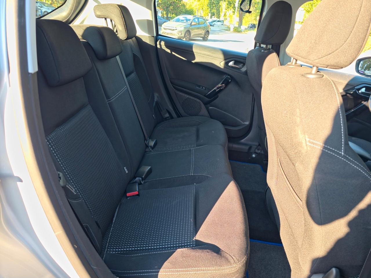Peugeot 208 BlueHDi 75 5 porte Allure E6B Manuale NEO 2016
