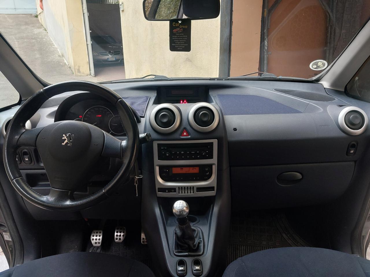 Peugeot 1007 1.4 HDi Trendy 08/2006