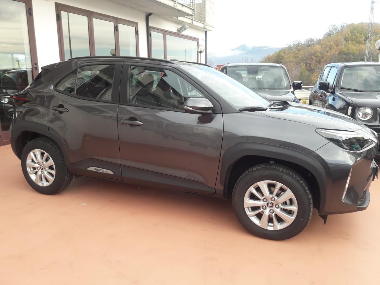 Toyota Yaris Cross 1.5 Hybrid 130 CV 5p. E-CVT Trend