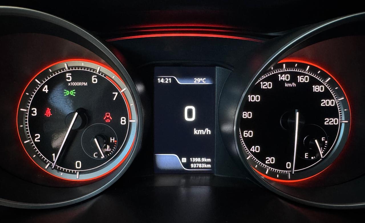 Suzuki Swift Hybrid 1.2cc 83cv Bluetooth Retrocamera OK Neopatentati