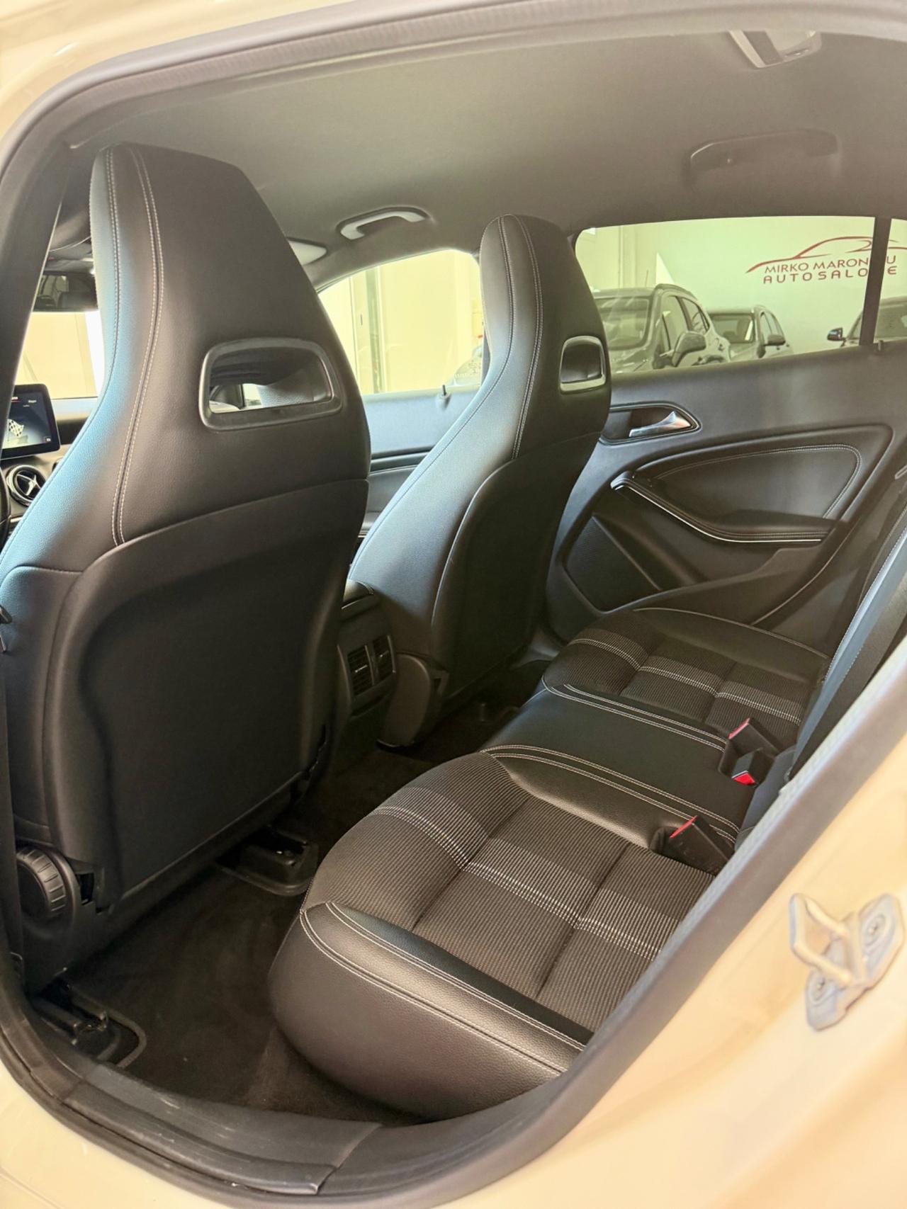 Mercedes-benz GLA 200 d Premium FINANZIABILE