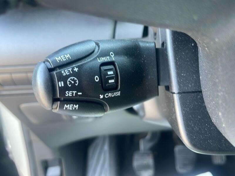 Citroën C3 Aircross I 2017 1.5 bluehdi Shine Pack s&s 110cv