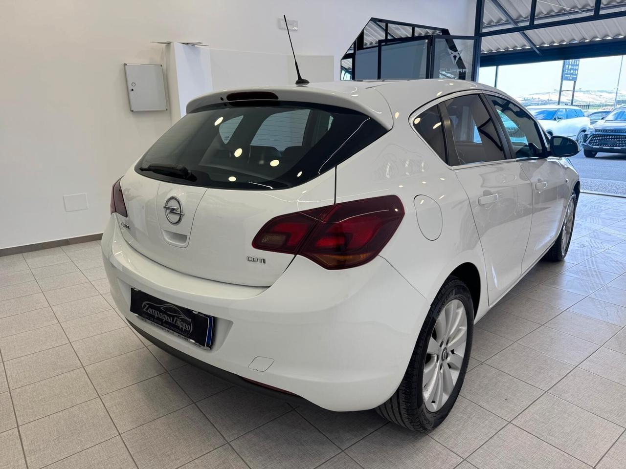Opel Astra 1.7 CDTI 125CV 5 porte manuale