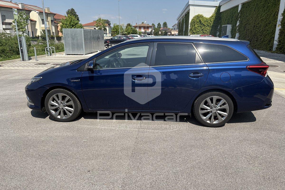 TOYOTA Auris Touring Sports 1.8 Hybrid Lounge