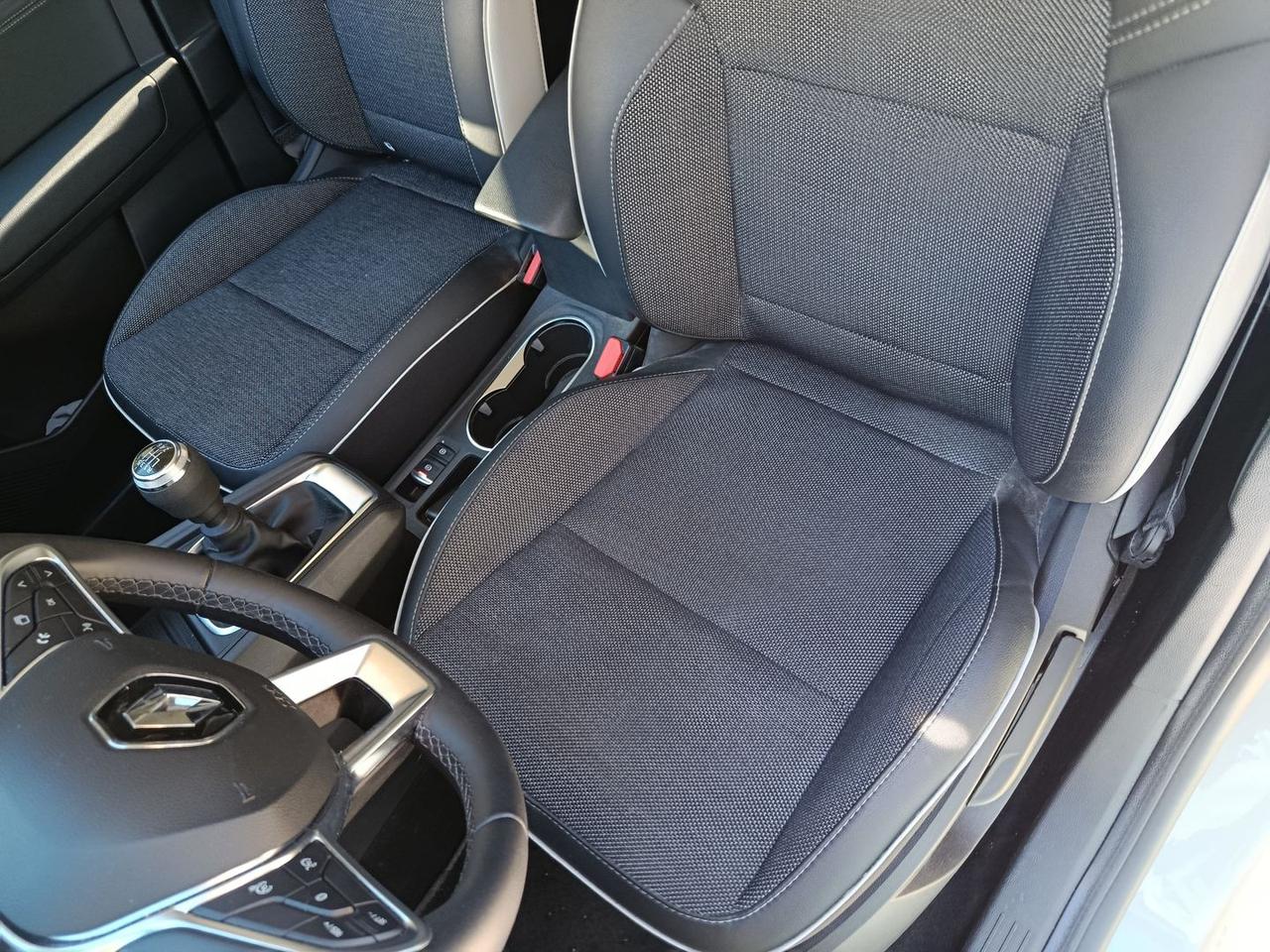 Renault Captur Techno Fast Track TCe 100 #7452