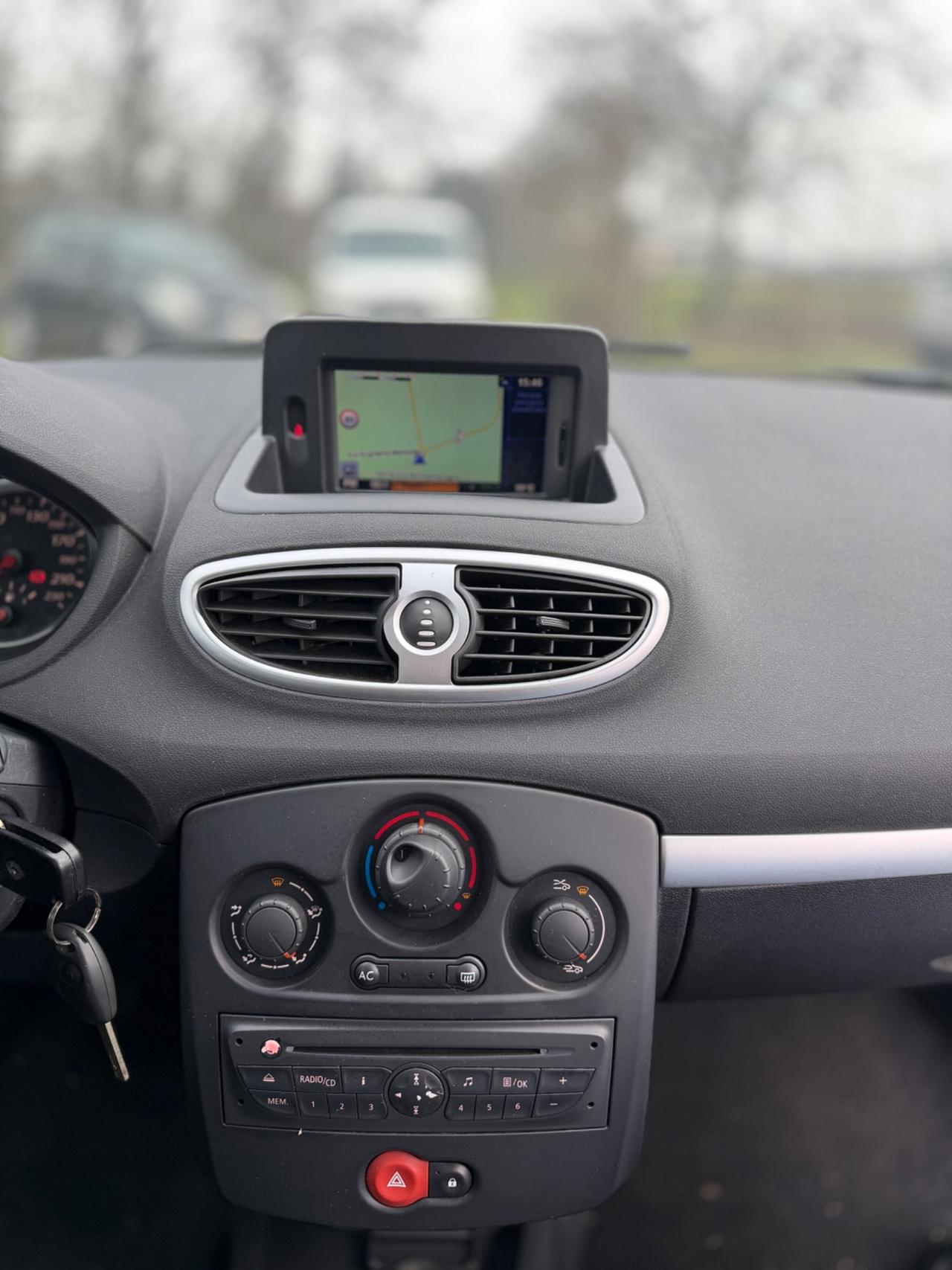 Renault Clio 1.2 GPL (100.000KM)