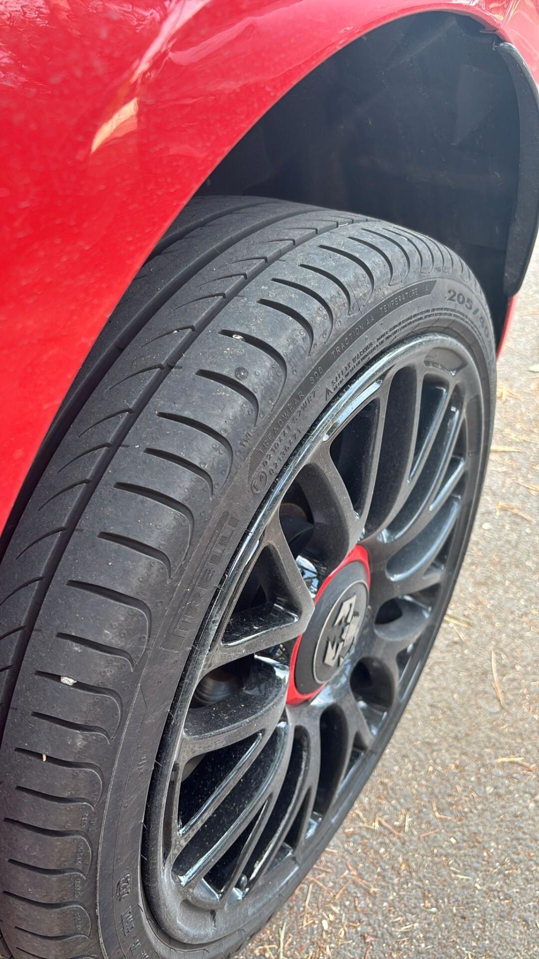 Abarth 595 1.4 Turbo T-Jet 145 CV