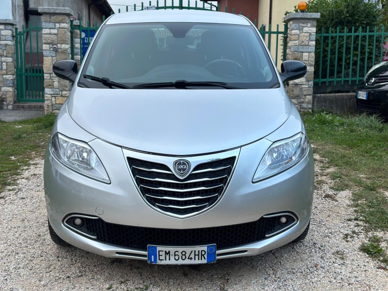 Lancia YPSILON 1.2 69 CV 5P GPL ECOCHIC KMCERT NEOPAT