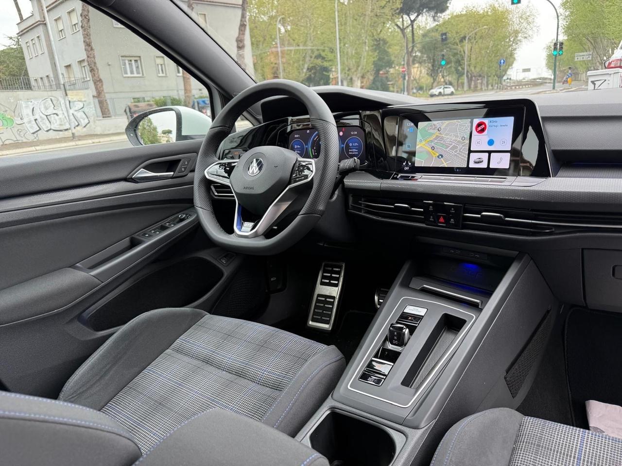 Volkswagen Golf GTE 1.4 TSI eHybrid Navi ACC LED+ Apple DCk