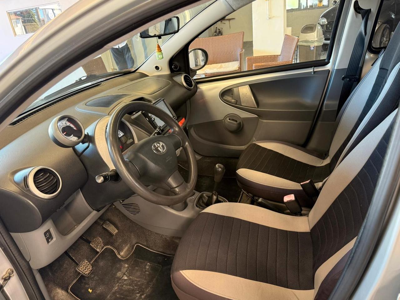 Toyota Aygo 1.0 12V VVT-i 5 porte