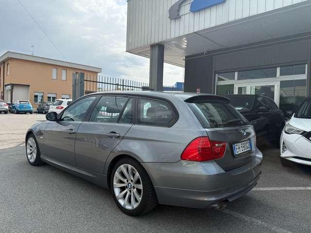 BMW 318 318d Touring 2.0 AUTOMATICA