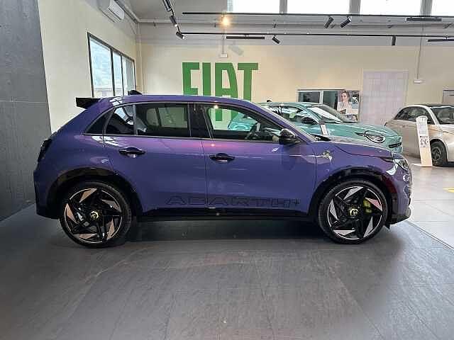 Abarth 600e Scorpionissima