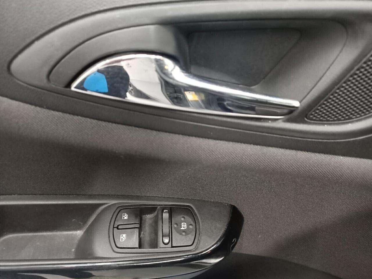 Opel Corsa 1.4 90CV GPL Tech 5 porte Advance GPL