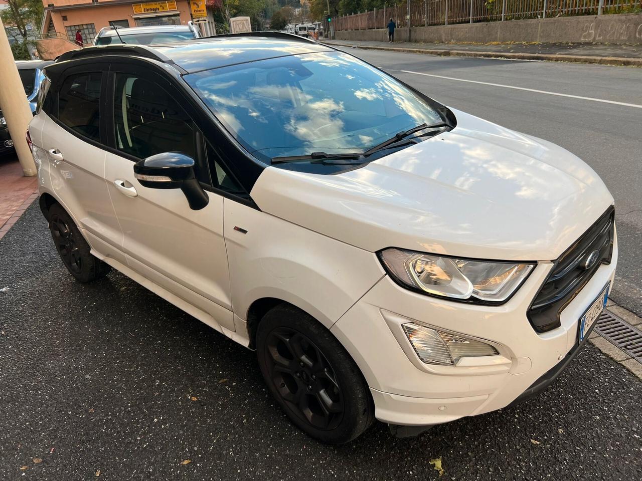Ford EcoSport 1.5 Ecoblue ST-Line Black Edition s