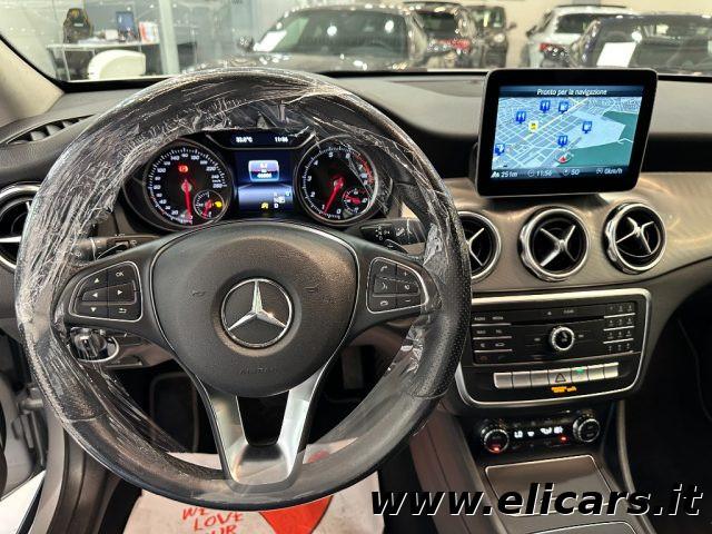 MERCEDES-BENZ GLA 200 Automatic Sport