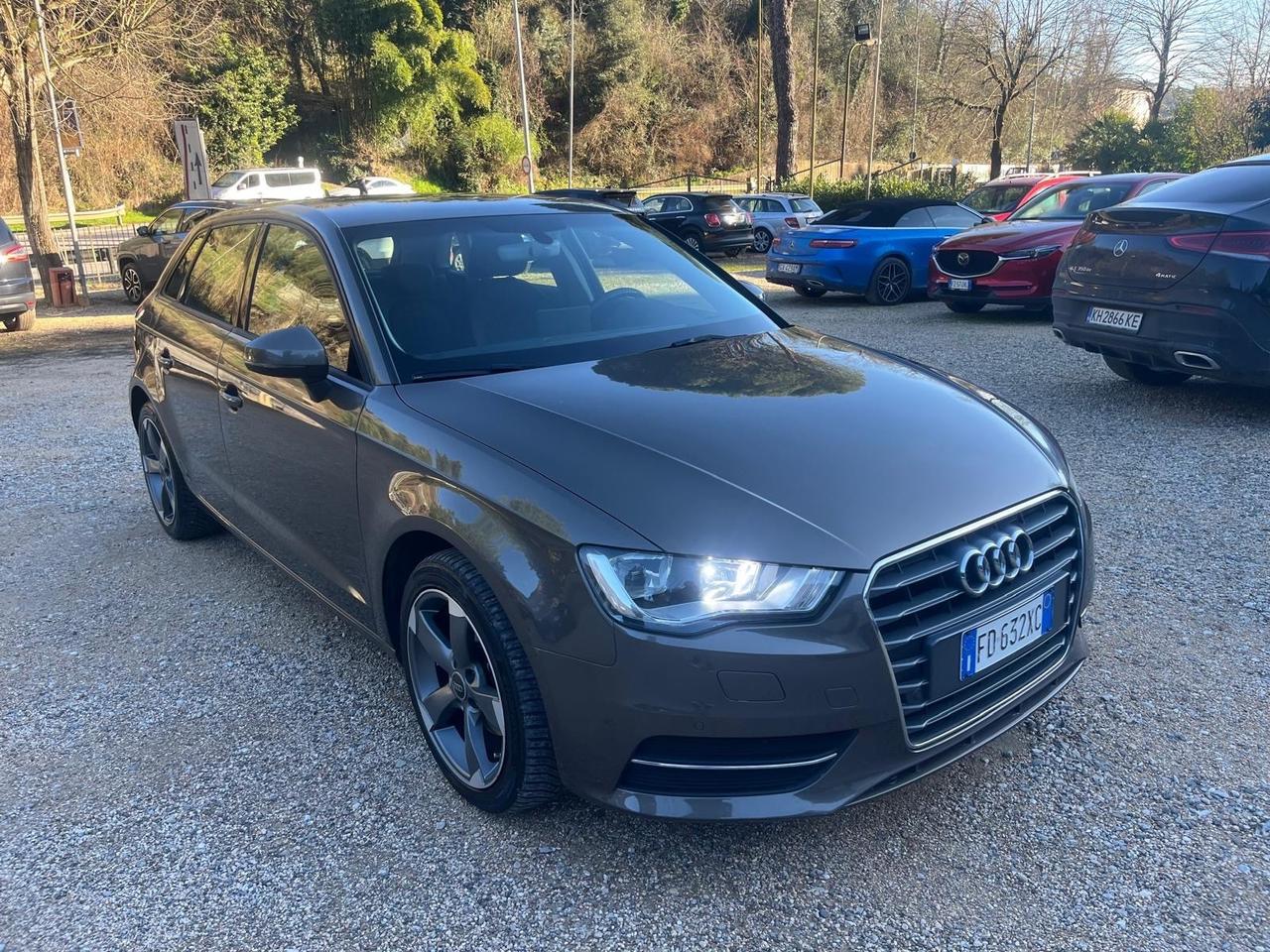 Audi A3 1.6 Diesel - Neopatentati - Automatico