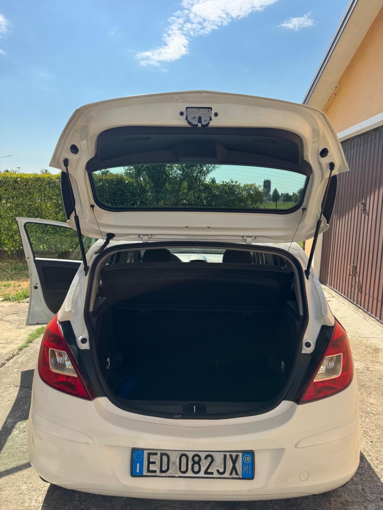 Opel Corsa 1.2 5 porte Edition