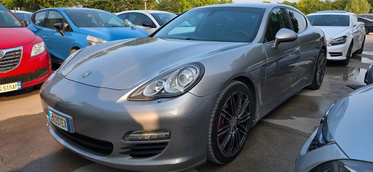 Porsche Panamera 3.0 Diesel Platinum Edition