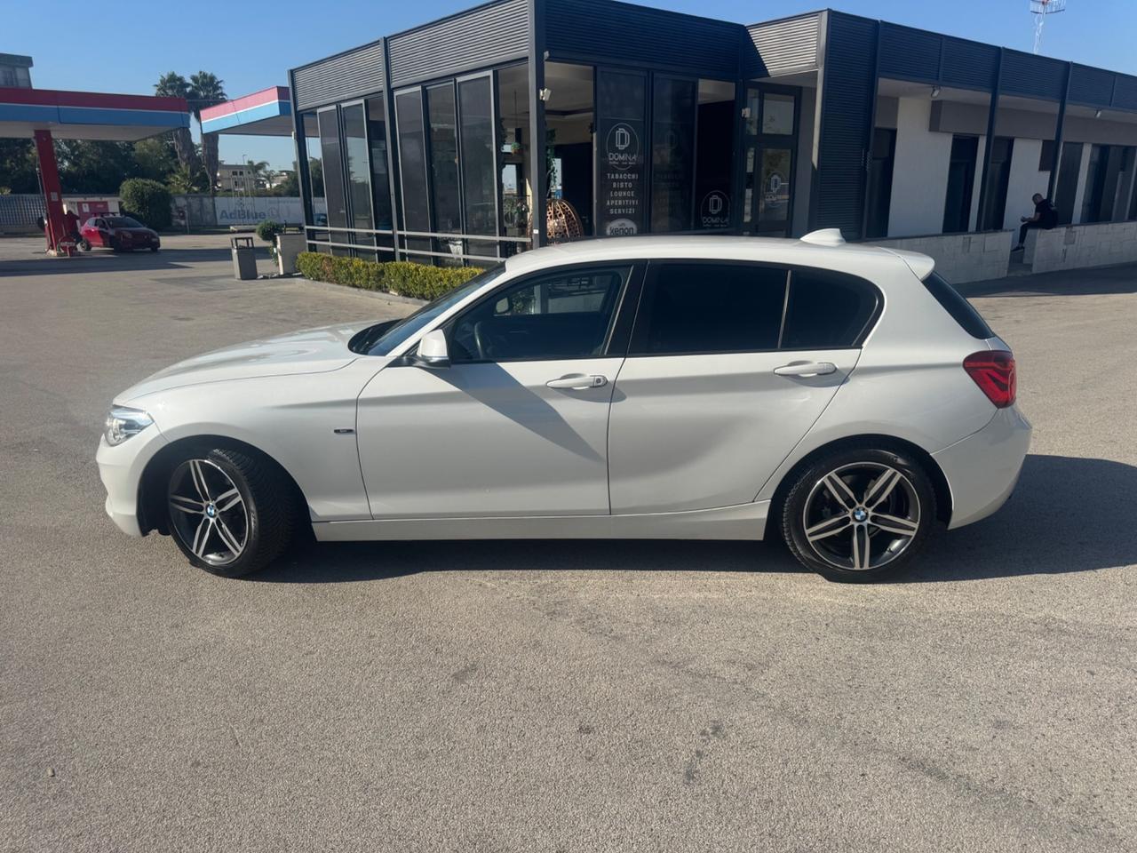 Bmw 118d 5p. Sport Automatico