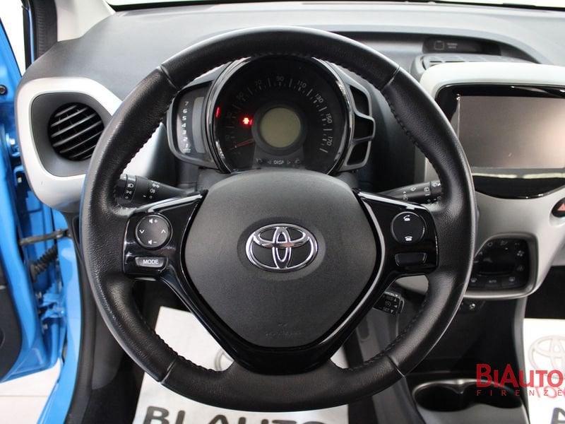 Toyota Aygo Aygo 5p 1.0 x-play my15