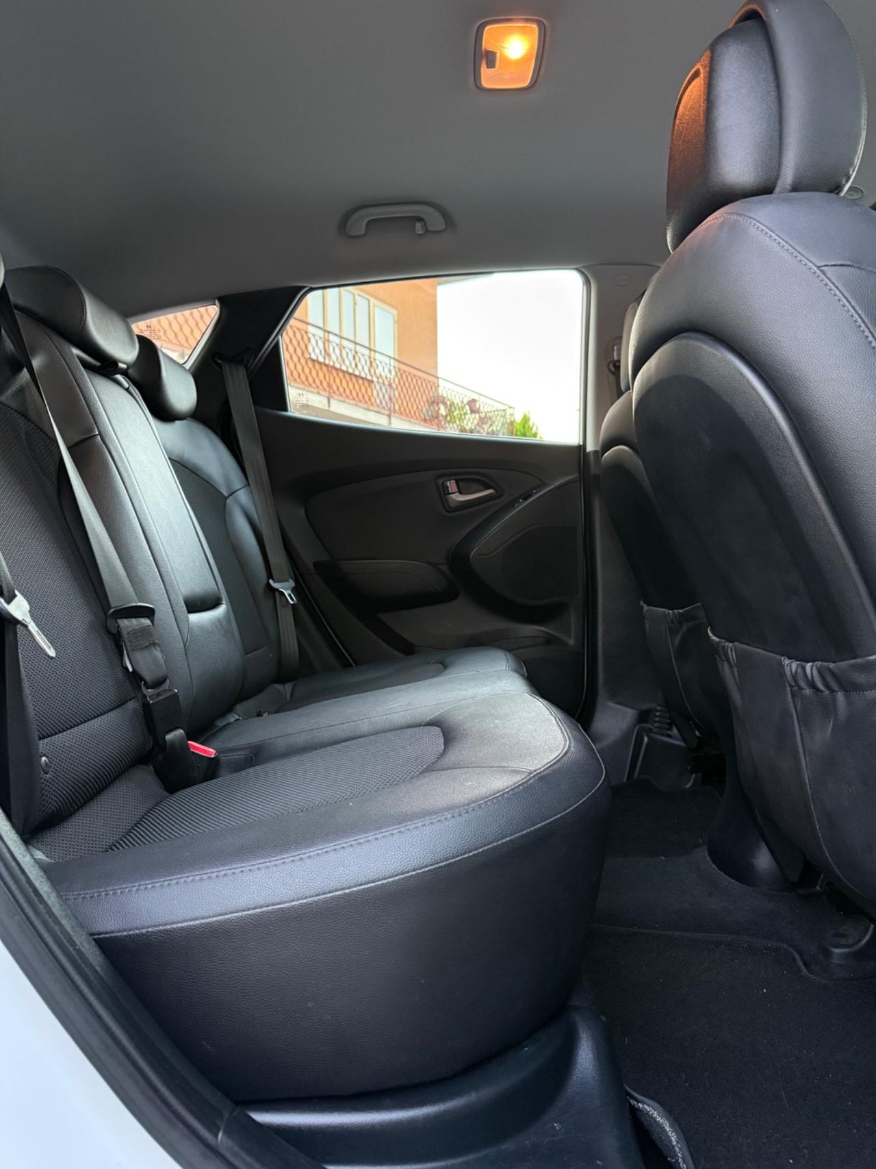 Hyundai iX35 1.7 CRDi 2WD Xpossible