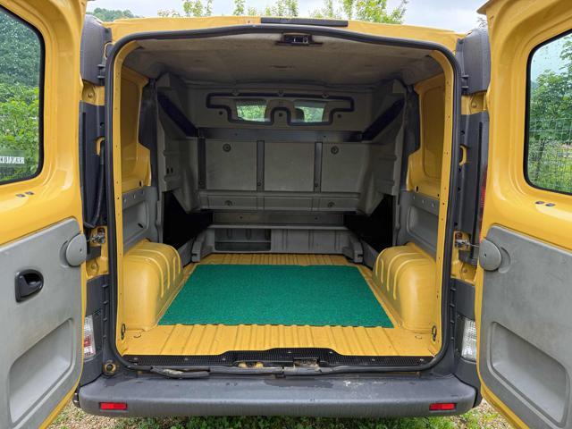 RENAULT Trafic T27 2.5 dCi/140 PC-TN Combi Conf.