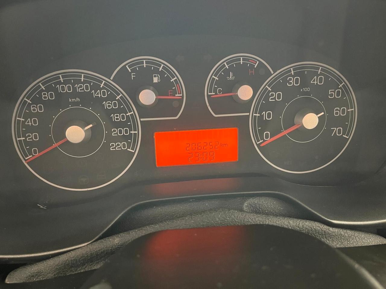 Fiat Grande Punto 1.3 MJT 75 CV 5 porte Dynamic