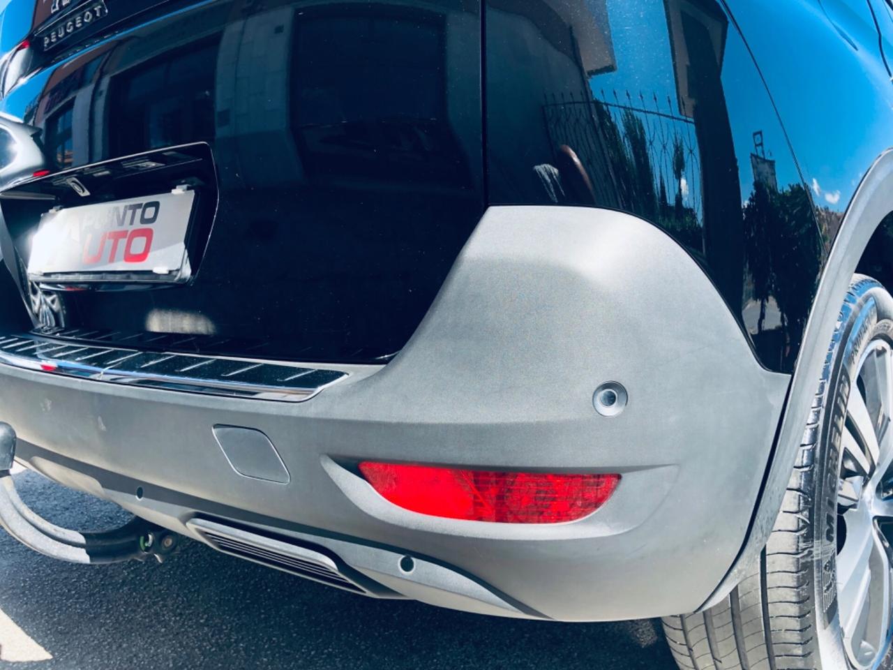 Peugeot 5008 BlueHDi 130 EAT8 Allure N1 AUTOCARRO