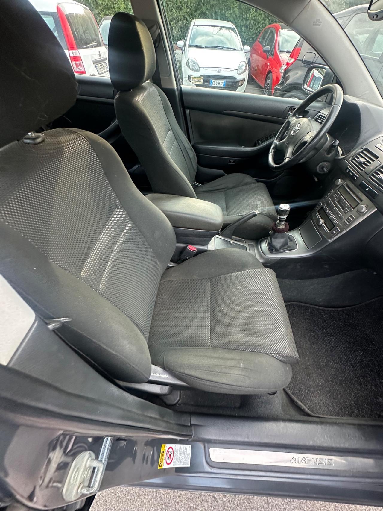 Toyota Avensis 2.2 D-4D 16V Station Wagon