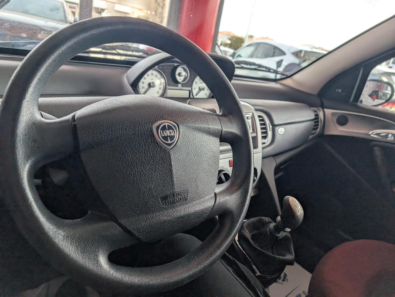 Lancia Ypsilon 1.2 KM 148.000