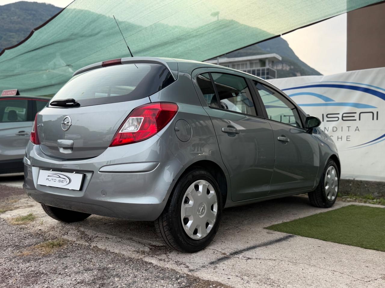 Opel Corsa 1.2 5 porte Sport SOLO 94.000 KM NEOPATENTATI OK