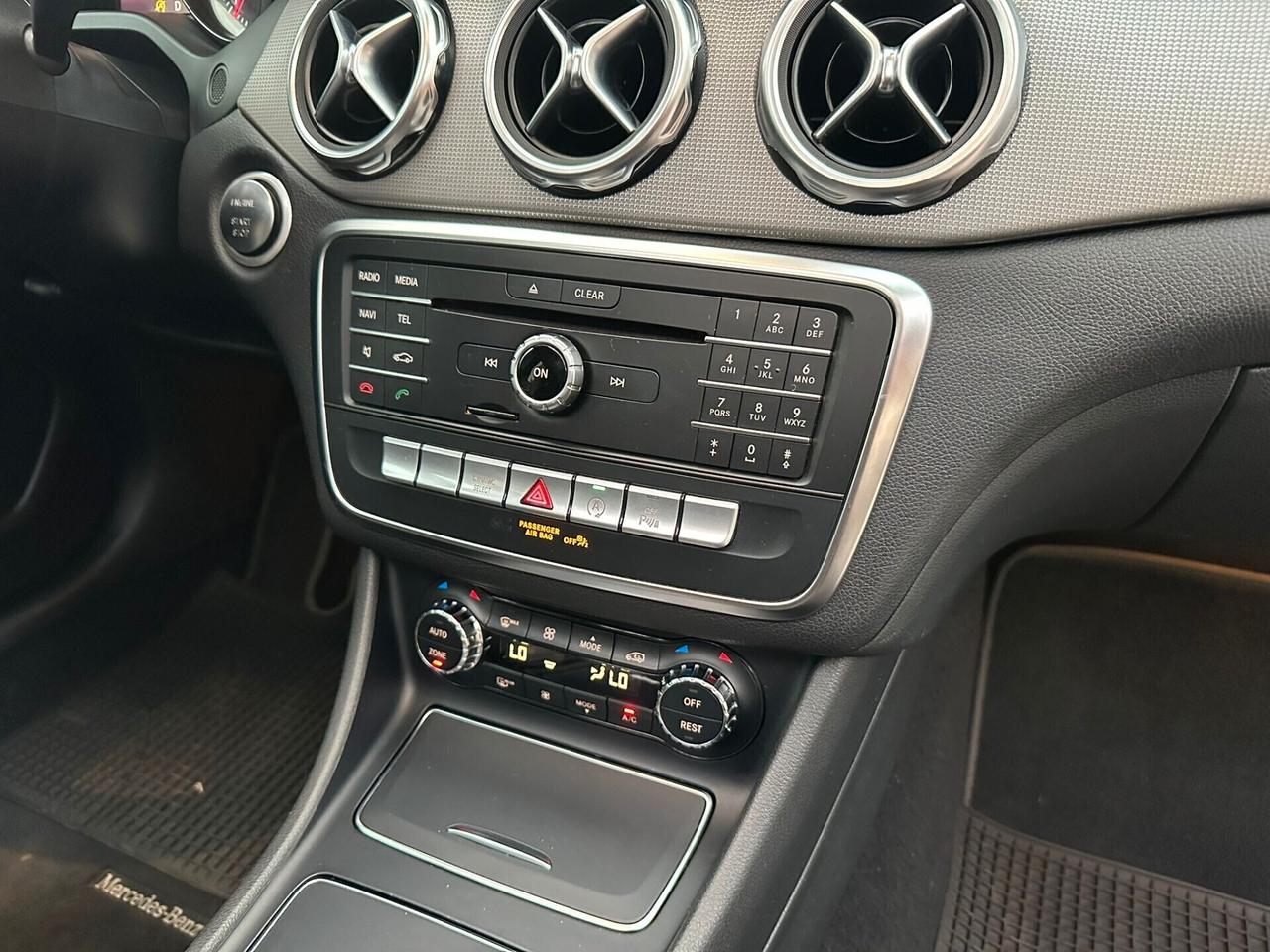 Mercedes-benz GLA 200 d Automatic Premium