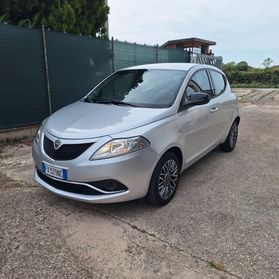 LANCIA YPSILON GARANZIA 12 MESI