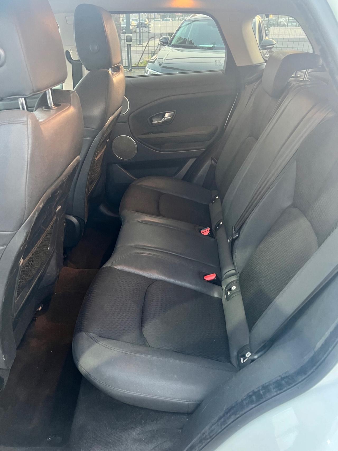 Land Rover Range Evoque 2.0 TD4 180 CV 5p. Autobiography