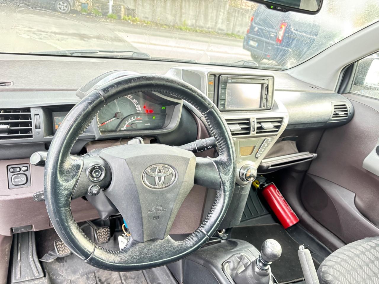 Toyota iQ 1.4 diesel 90 cavalli