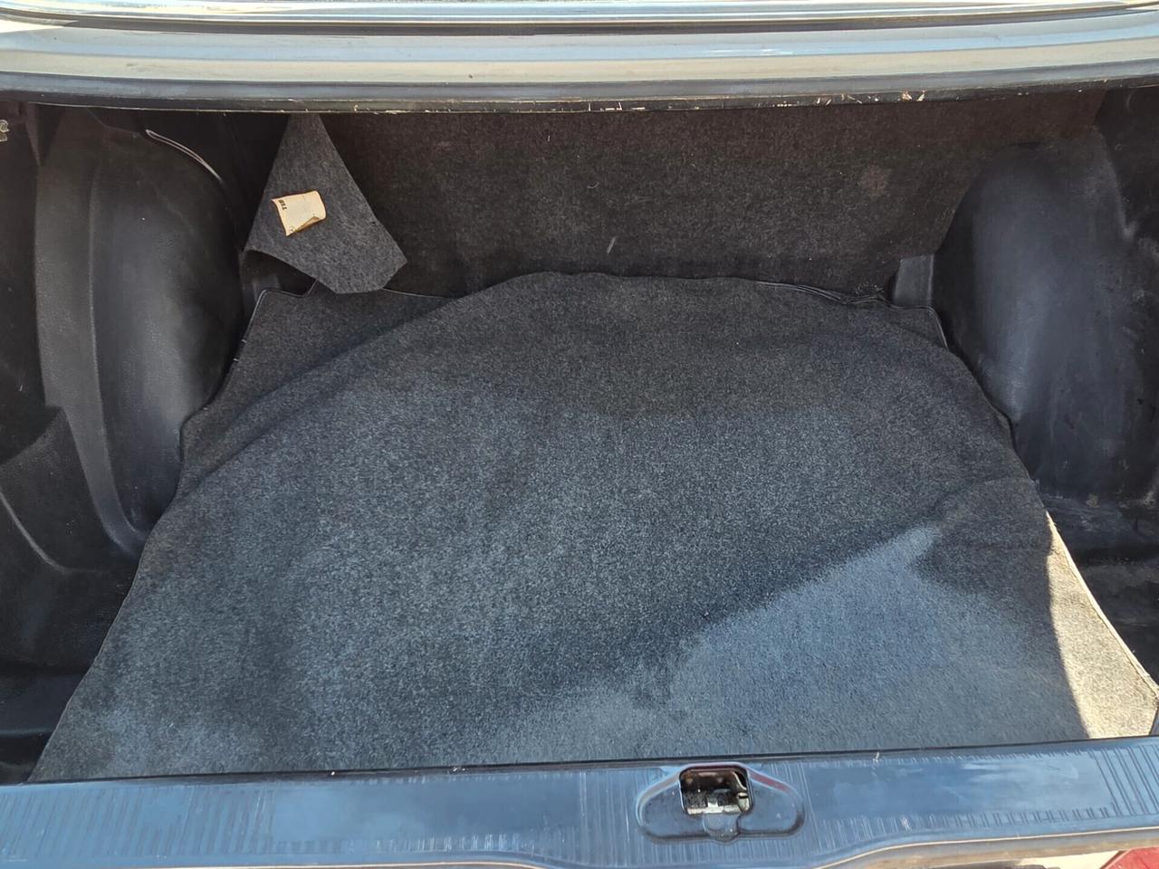 Mercedes-benz W123 240D -ASI-