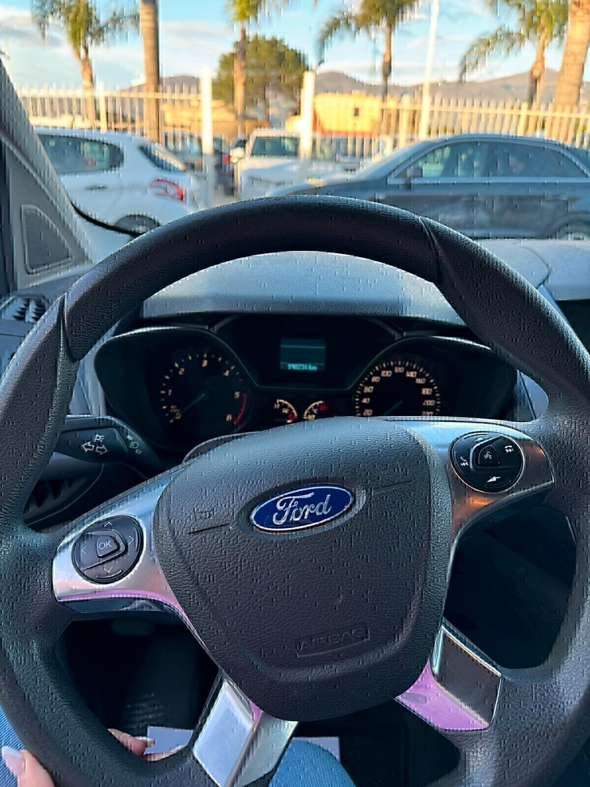 FORD TRANSIT CONNECT 220 1.5 TDCi 120 CV 5 posti M1 Trend MOTORE NUOVO